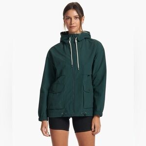Vuori Elijo rain jacket grass green
